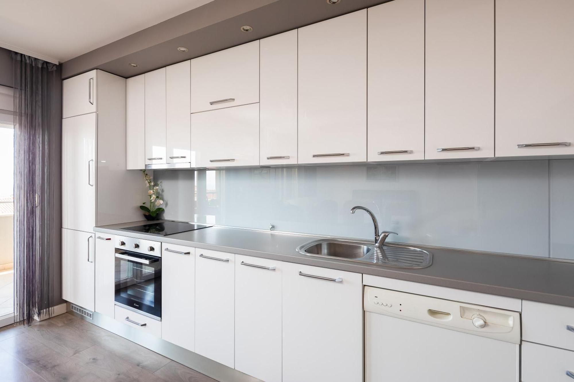אומיס Apartments Ivan מראה חיצוני תמונה